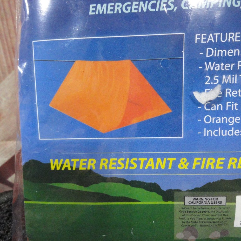 Camping tube tent with rope, ORANGE safety shelter, small, NIP~ - Picture 3 of 4